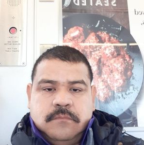 Meet your Posher, Luis